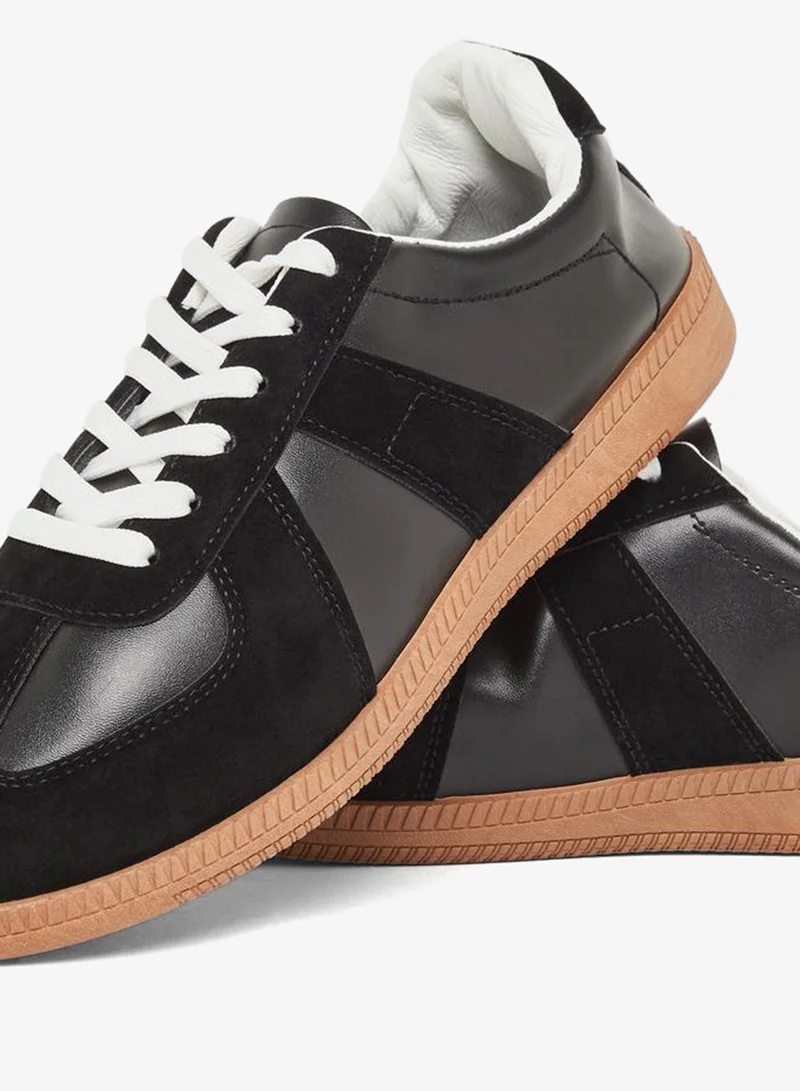 ستايلي حذاء سنيكرز أربطة جلد سويدي